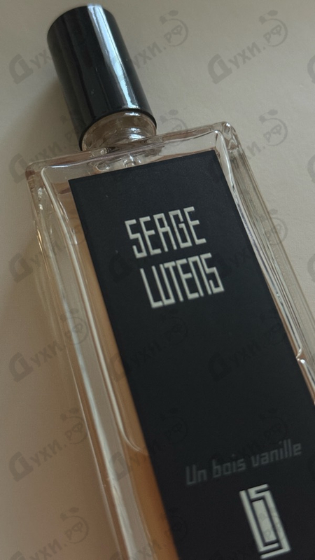 Духи Un Bois Vanille от Serge Lutens