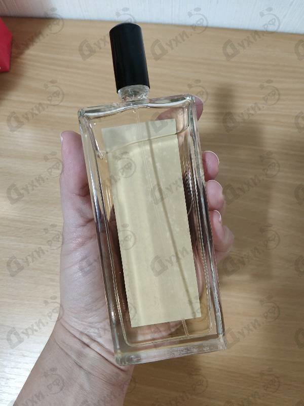Духи Un Bois Vanille от Serge Lutens