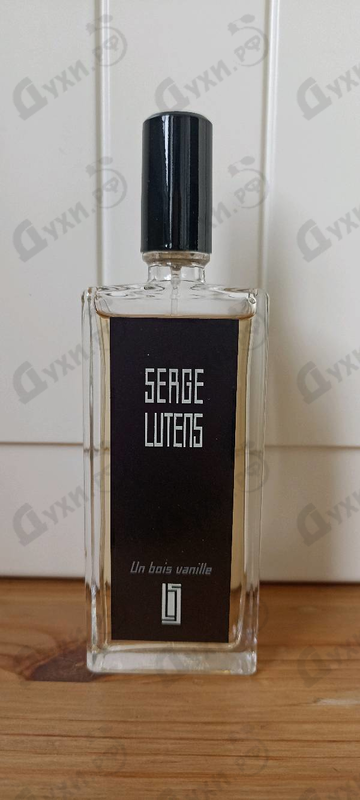 Парфюмерия Un Bois Vanille от Serge Lutens