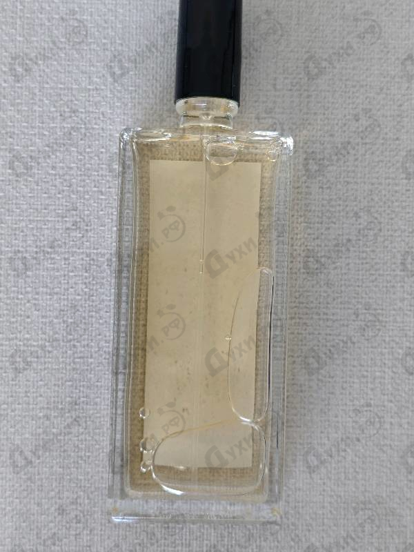 Парфюмерия Un Bois Vanille от Serge Lutens