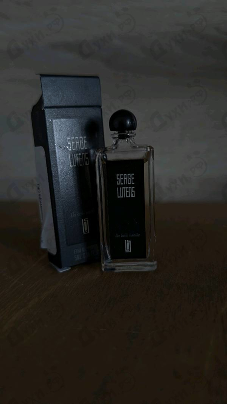 Духи Un Bois Vanille от Serge Lutens