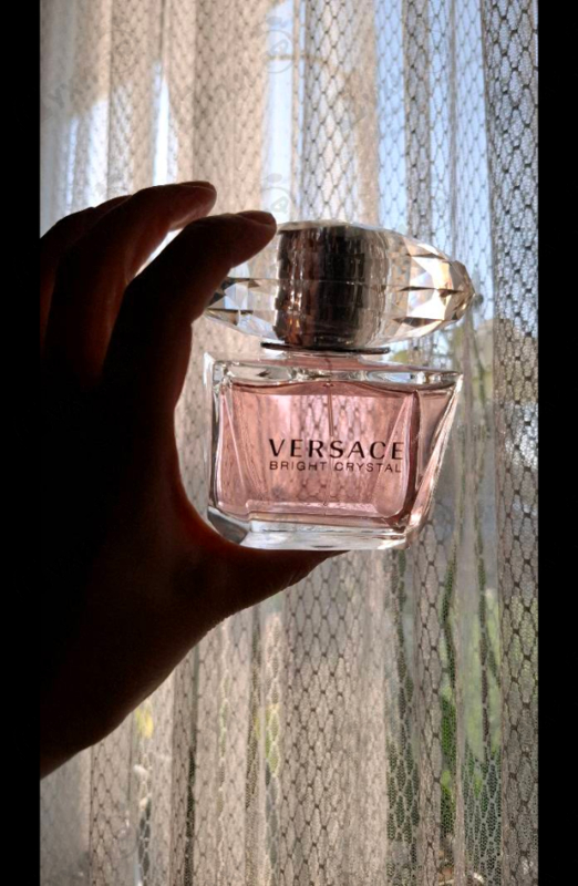 Парфюмерия Bright Crystal от Versace