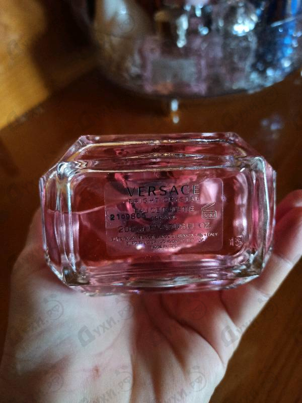 Парфюмерия Bright Crystal от Versace