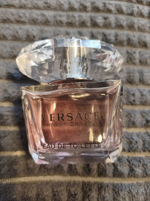 Парфюмерия Bright Crystal от Versace