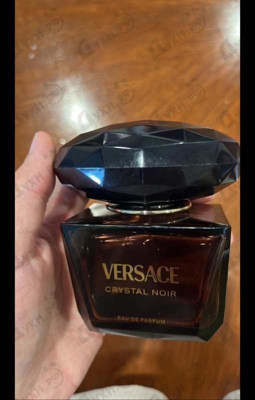 Парфюмерия Versace Crystal Noir