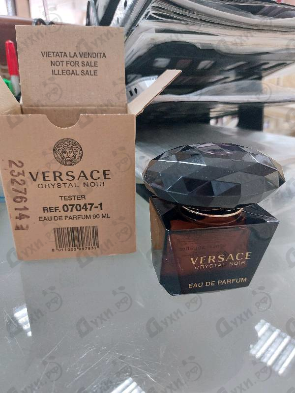 Парфюмерия Crystal Noir от Versace