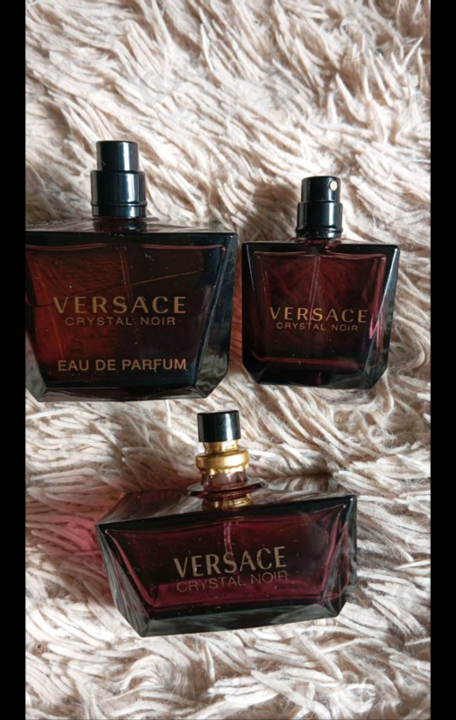 Парфюмерия Crystal Noir от Versace