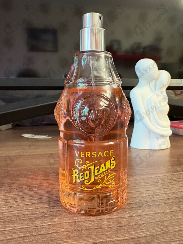 Купить Versace Red Jeans