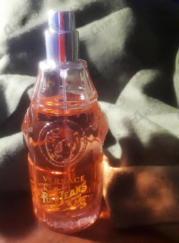 Парфюмерия Versace Red Jeans