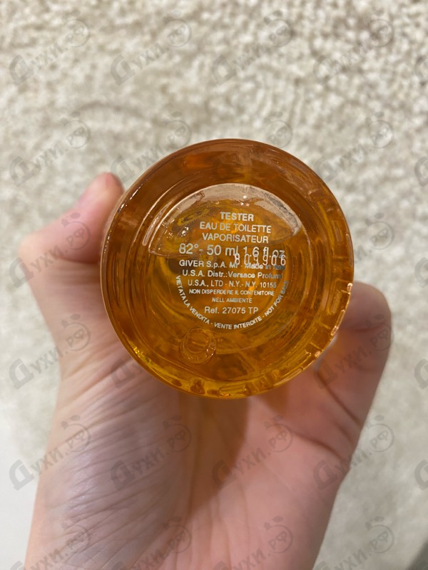 Парфюмерия Red Jeans от Versace