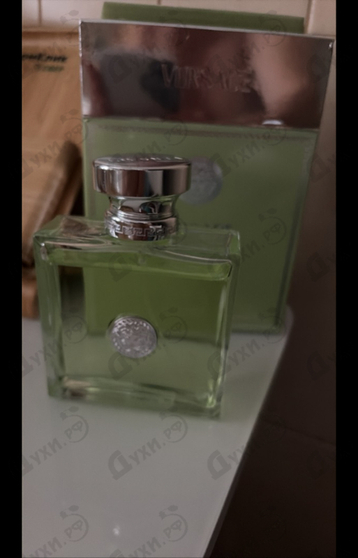 Парфюмерия Versense от Versace