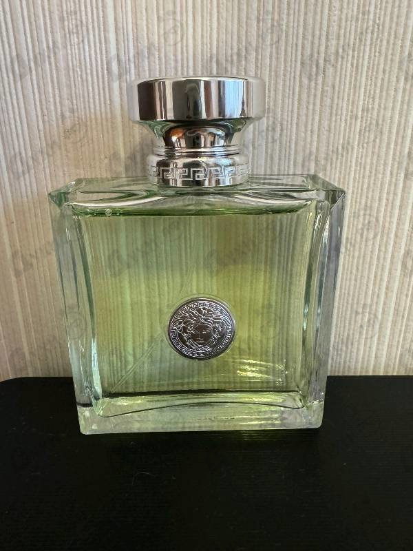 Парфюмерия Versense от Versace