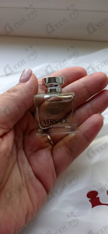 Парфюмерия Versense от Versace