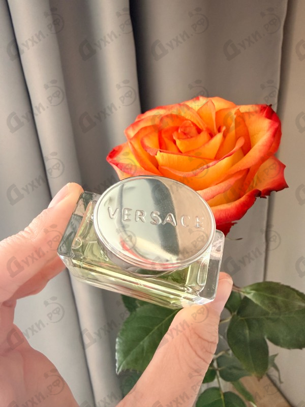 Парфюмерия Versense от Versace
