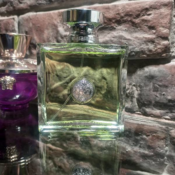 Парфюмерия Versense от Versace