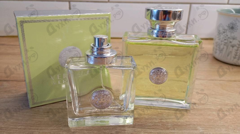 Парфюмерия Versace Versense