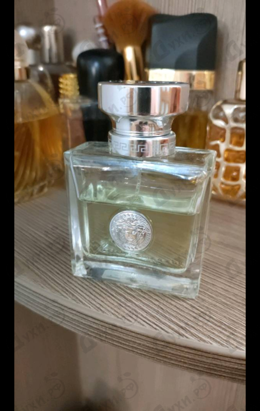 Парфюмерия Versense от Versace