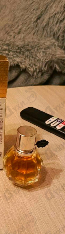 Духи Flowerbomb от Viktor & Rolf