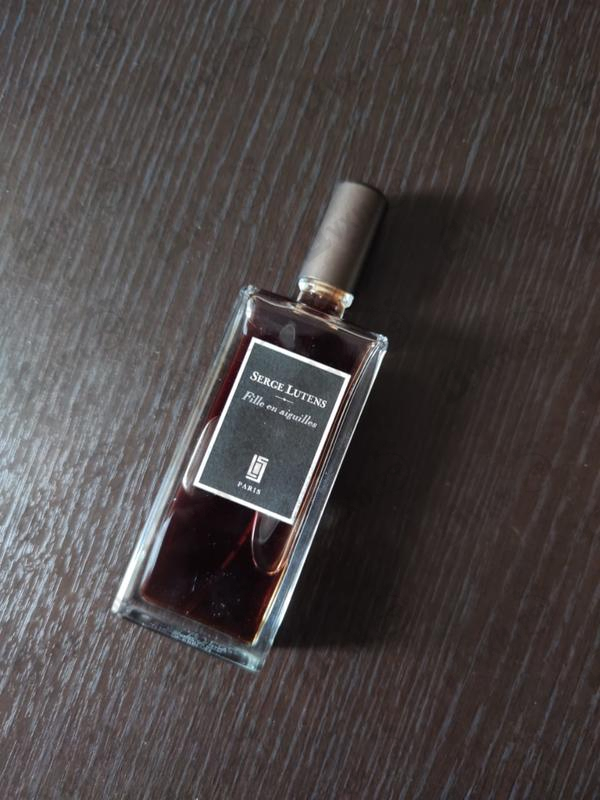 Парфюмерия Fille En Aigulles от Serge Lutens