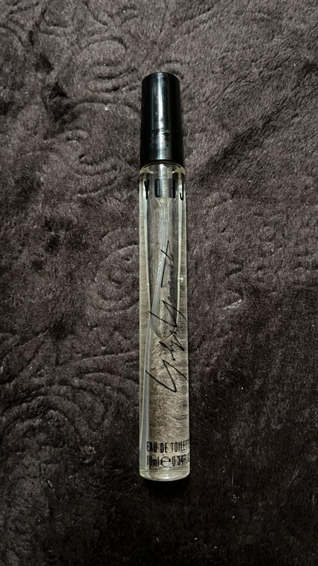 Парфюмерия Yohji Pour Femme (2013) от Yohji Yamamoto