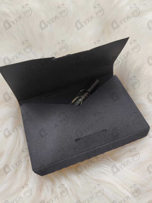 Купить Giorgio Armani Prive Cuir Amethyste Купить Prive Cuir Amethyste от Giorgio Armani