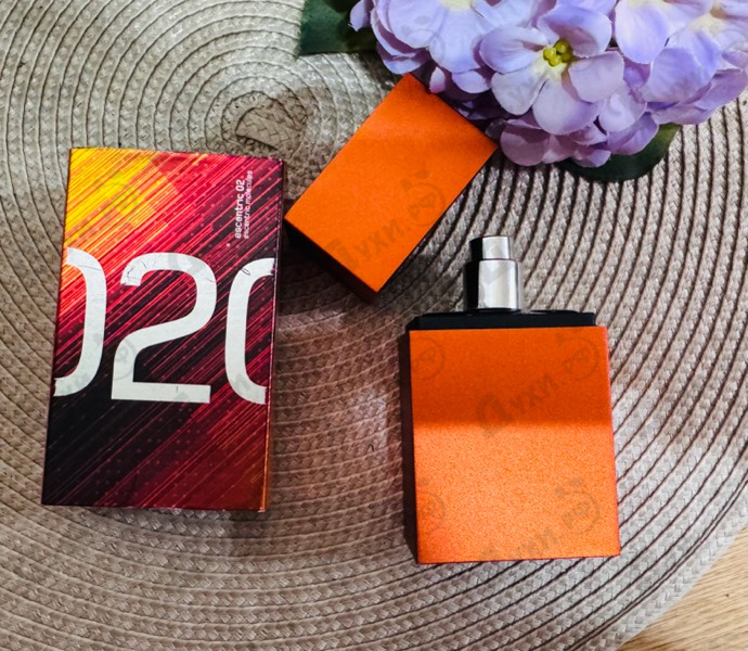 Парфюмерия Escentric 02 от Escentric Molecules