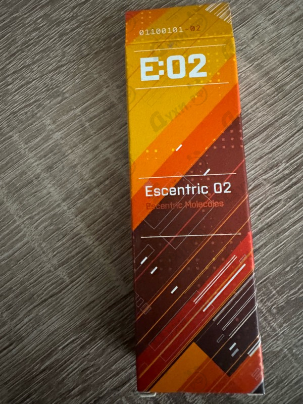 Купить Escentric 02 от Escentric Molecules