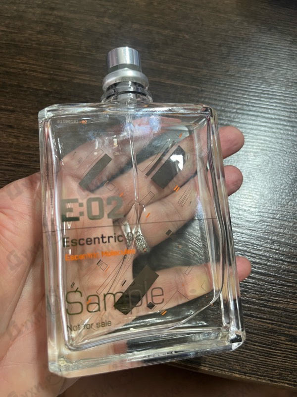 Купить Escentric 02 от Escentric Molecules