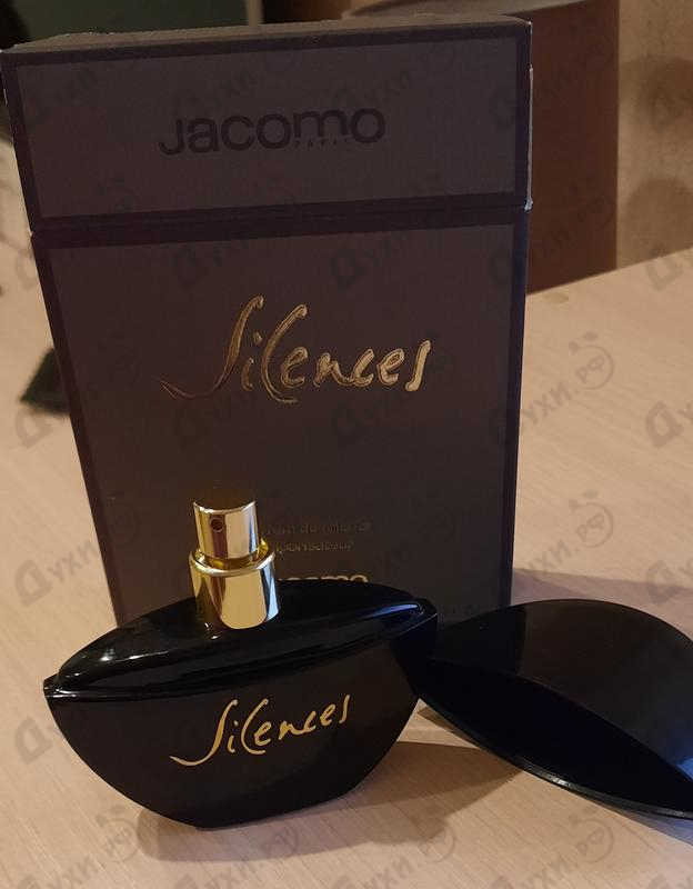 Парфюмерия Silences от Jacomo