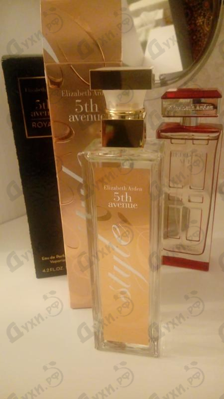 Духи 5th Avenue Style от Elizabeth Arden