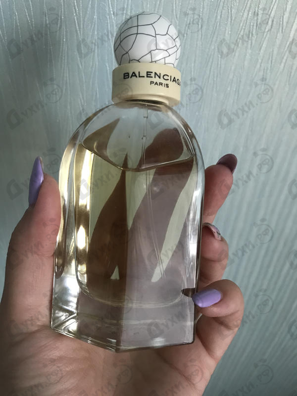 Купить Paris 10 Avenue George V от Balenciaga