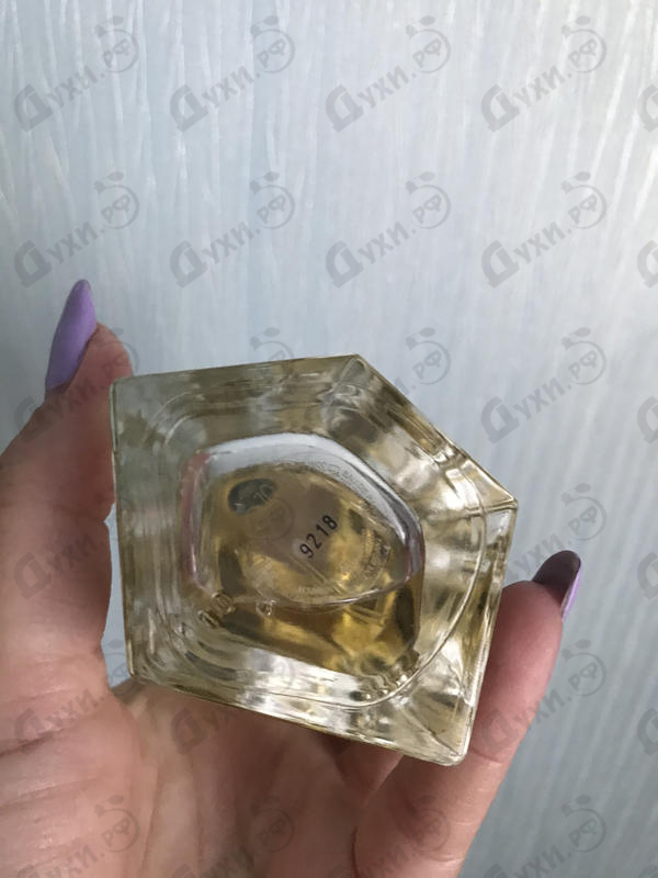 Купить Paris 10 Avenue George V от Balenciaga