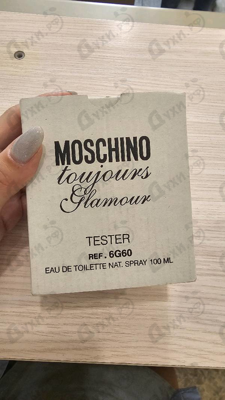 Парфюмерия Toujours Glamour от Moschino