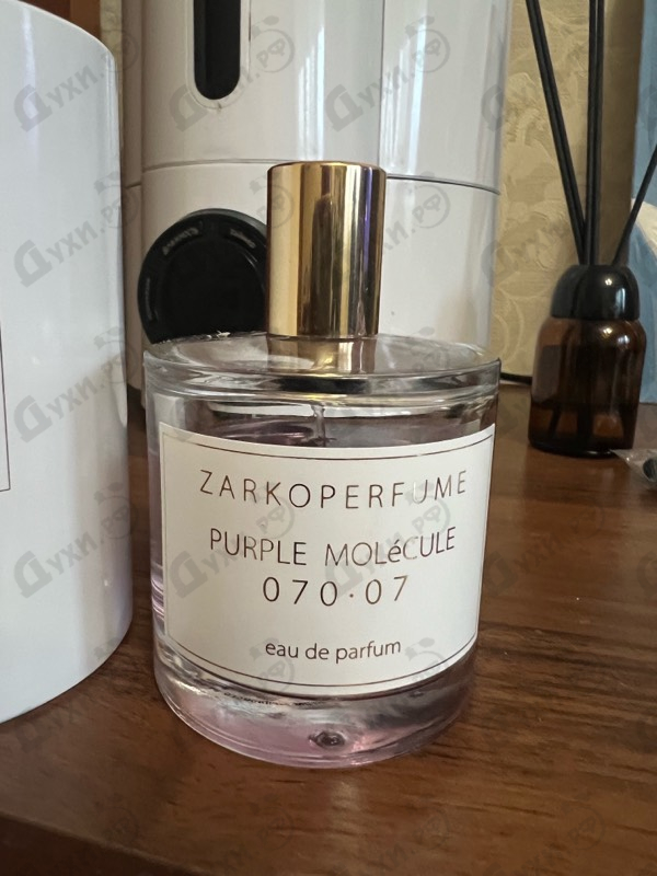 Духи Purple Molecule 070.07 от Zarkoperfume